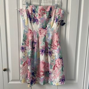 NEW Pastel colors floral print strapless corset style dress, NY&company size XL